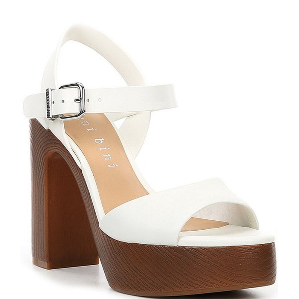 Gianni Bini Genuine Leather White Platform Sandals